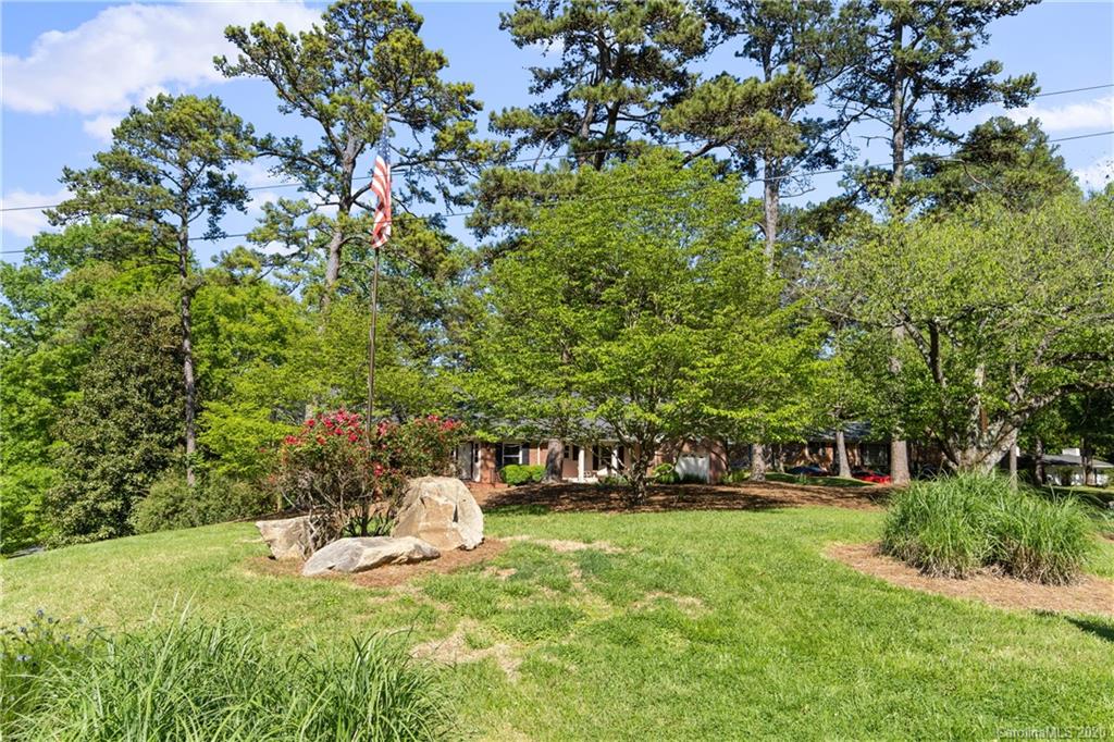 7801 Blue Ridge Circle Charlotte, NC 28270 - Photo 37 of 47 Gallery Image 37