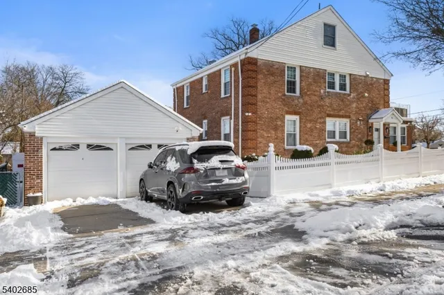 $3,850 | 48 Hobart Place, Unit 2, Clifton, NJ 07011