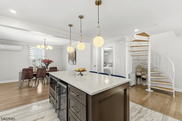 $3,850 | 48 Hobart Place, Unit 2, Clifton, NJ 07011