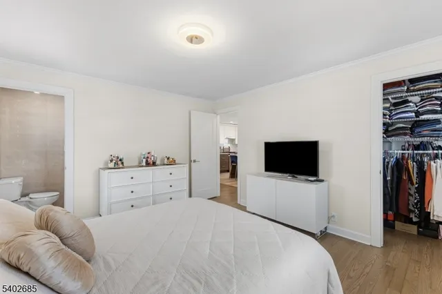 $3,850 | 48 Hobart Place, Unit 2, Clifton, NJ 07011