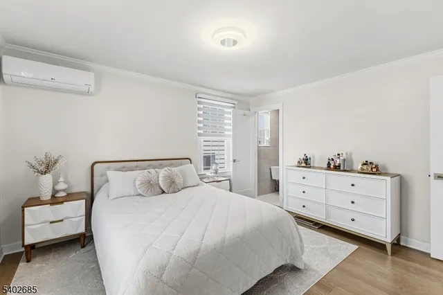 $3,850 | 48 Hobart Place, Unit 2, Clifton, NJ 07011