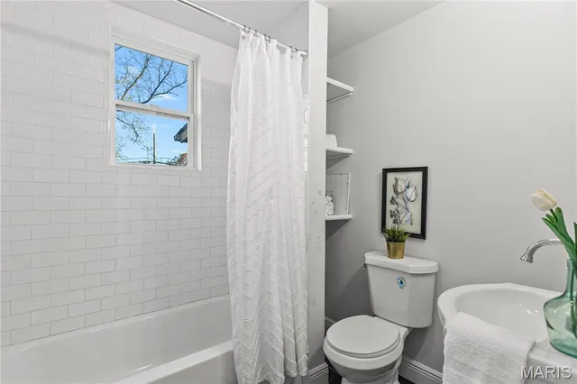 $169,900 | 838 Wachtel Avenue, St. Louis, MO 63125