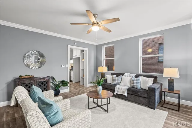 $169,900 | 838 Wachtel Avenue, St. Louis, MO 63125