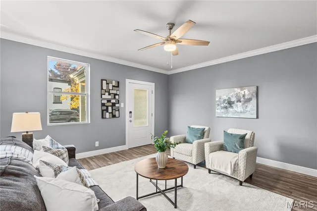 $169,900 | 838 Wachtel Avenue, St. Louis, MO 63125