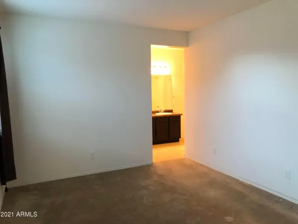 $2,095 | 8457 North 61st Lane, Glendale, AZ 85302