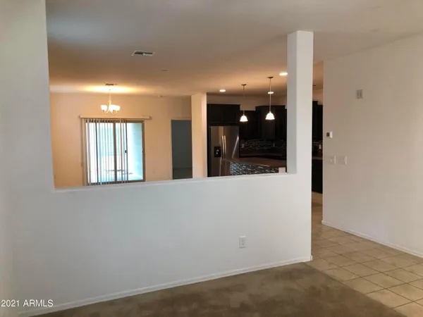 $2,095 | 8457 North 61st Lane, Glendale, AZ 85302