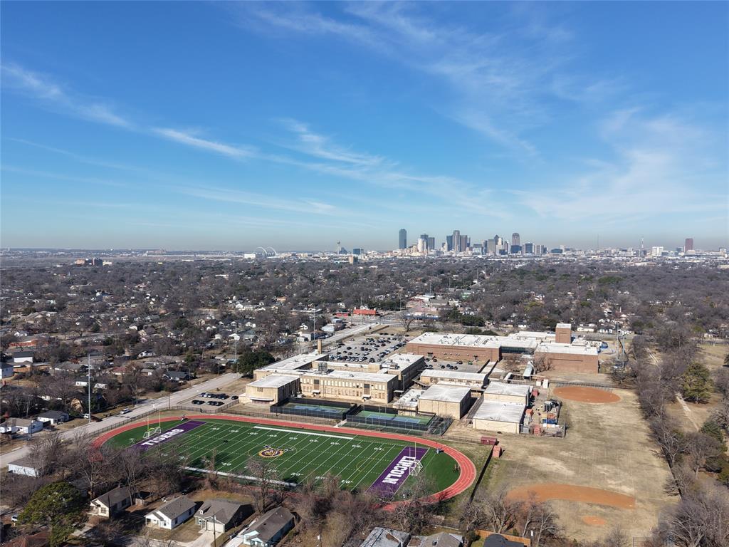 2861 Farragut Street Dallas, TX 75215 - Photo 5 of 12