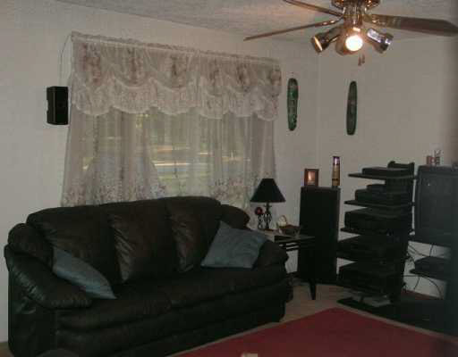 20320 Miller Road South Bend, IN 46614 - Photo 4 of 6