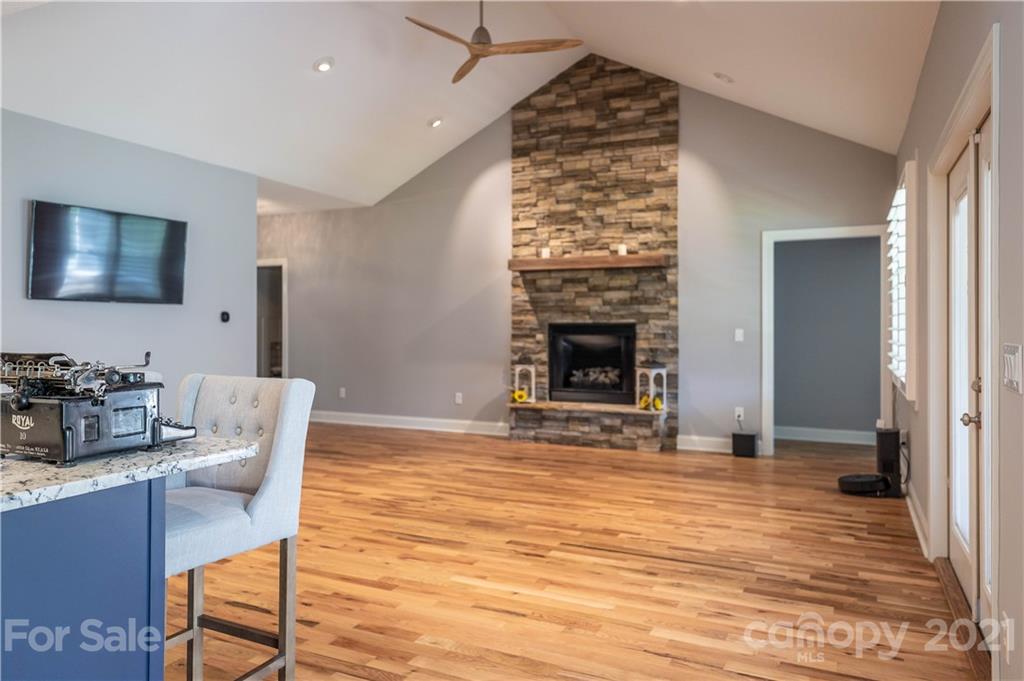 1655 Antioch Road Morganton, NC 28655 - Photo 8 of 32 Gallery Image 8