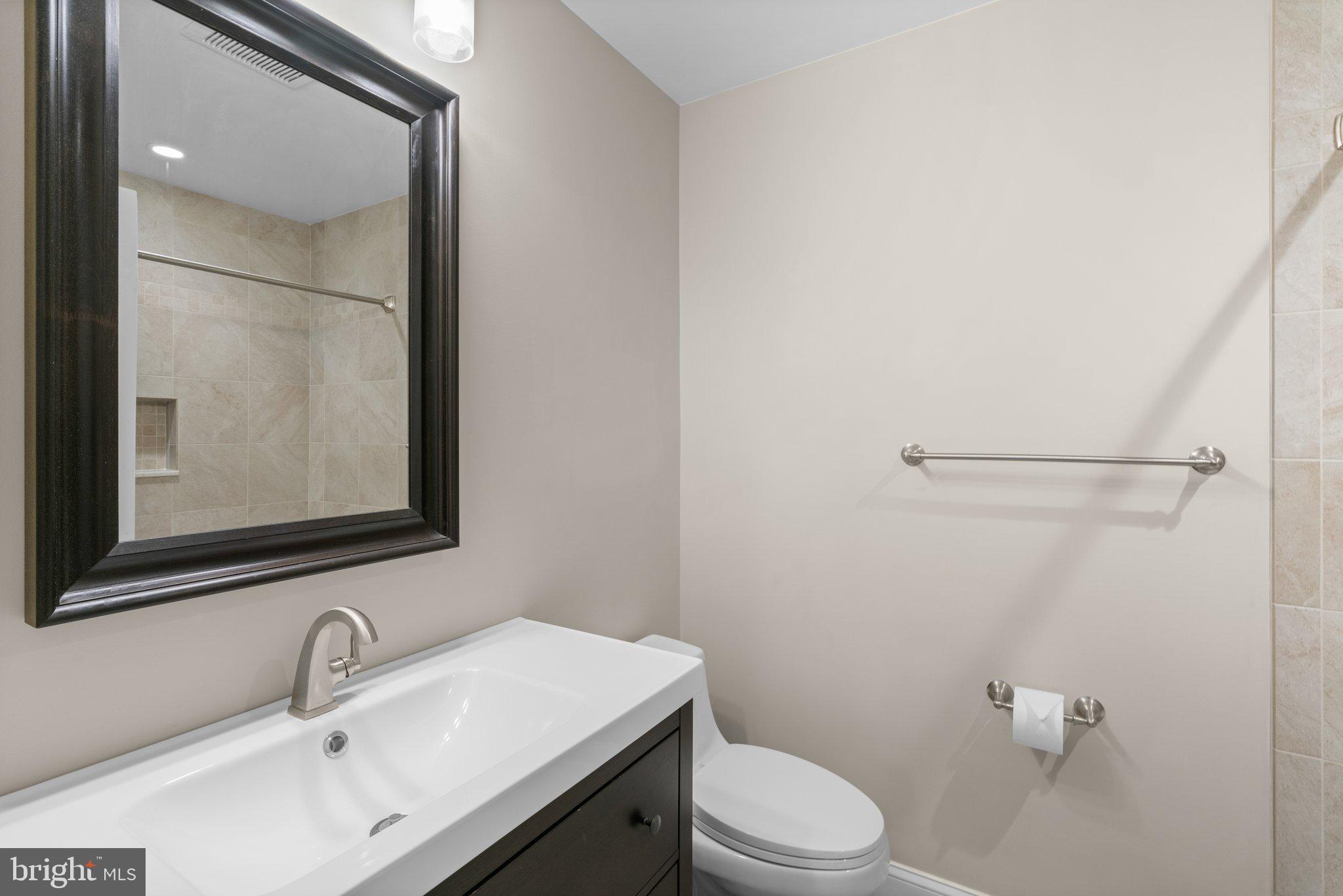 103 Margate Road Lutherville-Timonium, MD 21093 - Photo 13 of 30 Shared Hall Bathroom