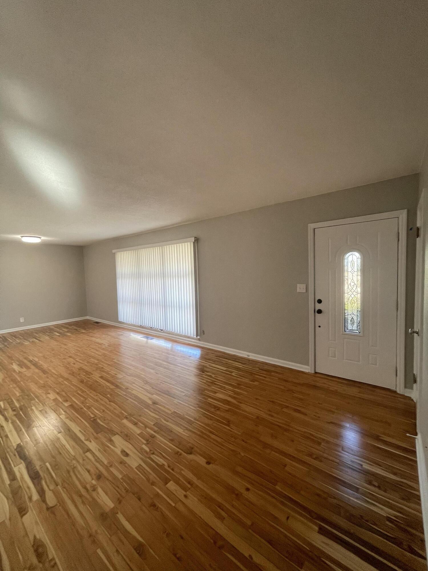 991 Joe Engel Drive Chattanooga, TN 37421 - Photo 12 of 23 j 13