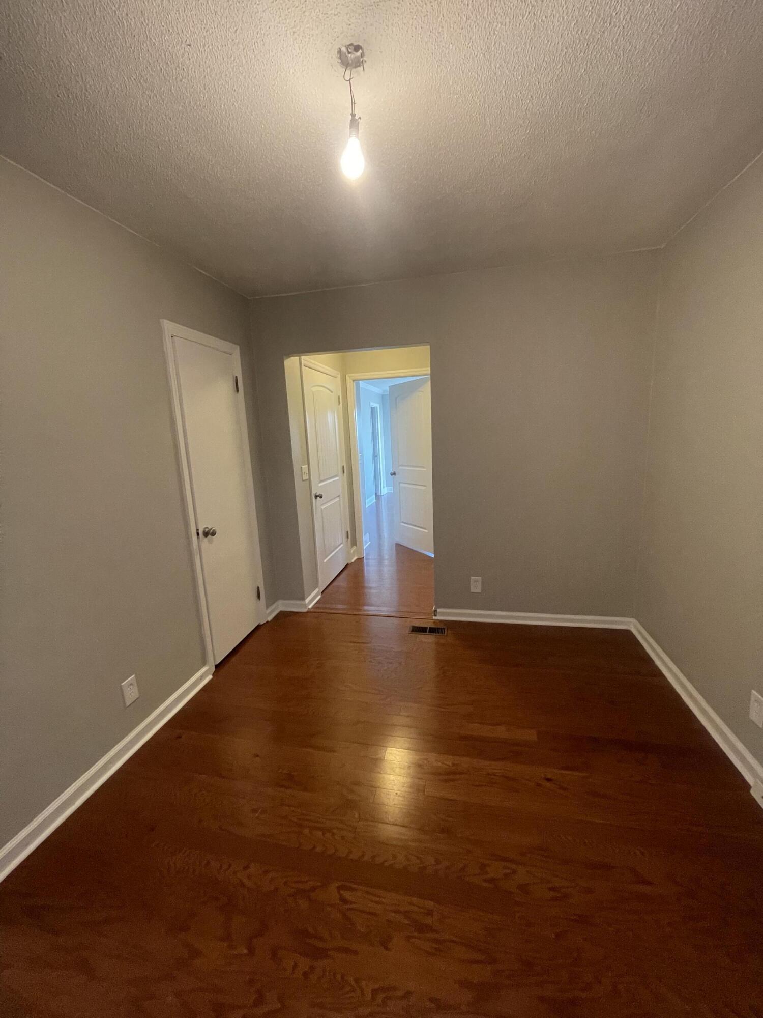 991 Joe Engel Drive Chattanooga, TN 37421 - Photo 20 of 23 j 21