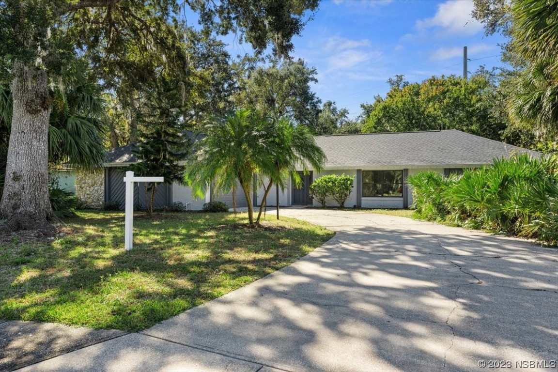 6202 Yellowstone Drive Port Orange, FL 32127 - Photo 5 of 34 a view of a out door space area