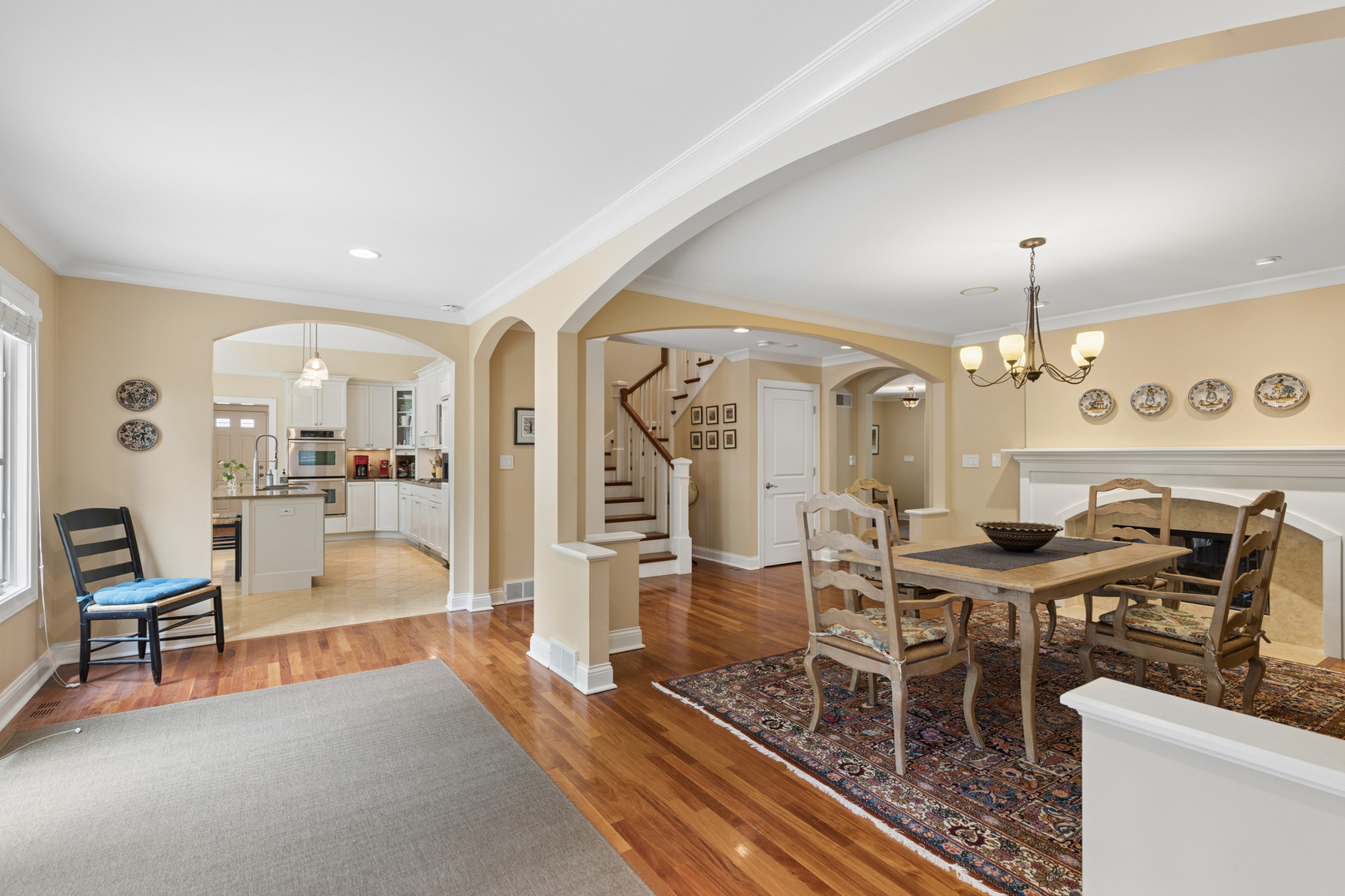 860 Kenton Road Deerfield, IL 60015 - Photo 8 of 54
