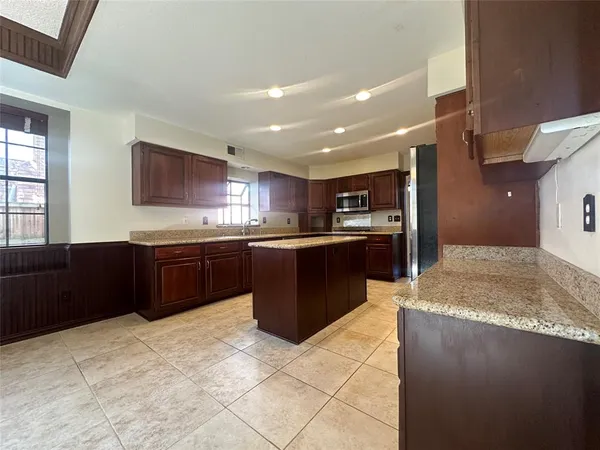 $2,995 | 4342 Timberglen Road, Dallas, TX 75287