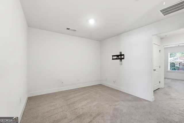 an empty room with a empty space