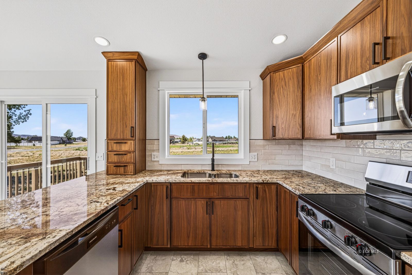 412 Edgebrook Way Spring Creek, NV 89815 - Photo 7 of 47