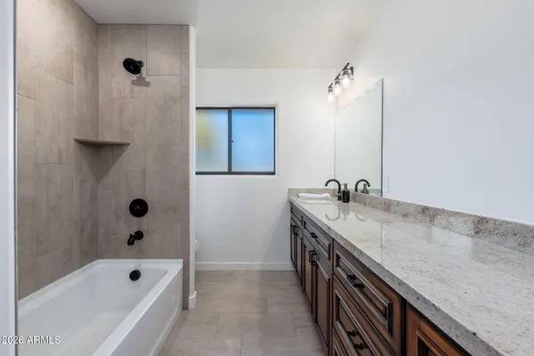 $1,300,000 | 10839 North 59th Avenue, Glendale, AZ 85302