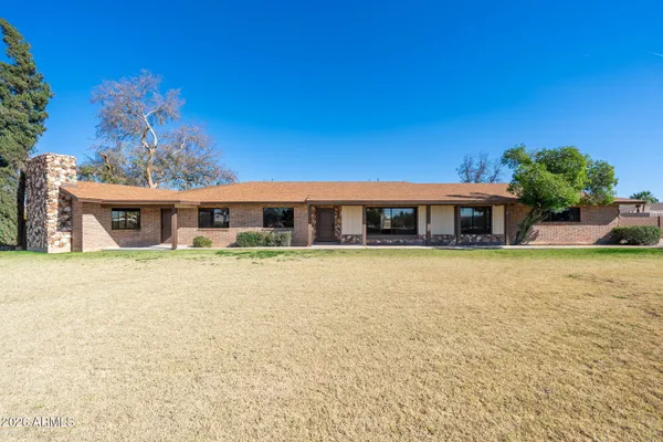 $1,300,000 | 10839 North 59th Avenue, Glendale, AZ 85302