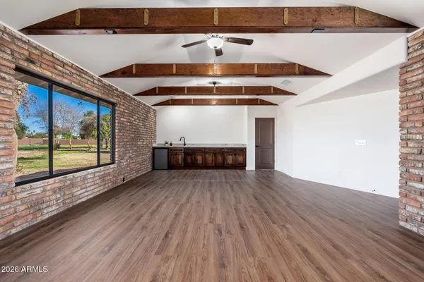 $1,300,000 | 10839 North 59th Avenue, Glendale, AZ 85302