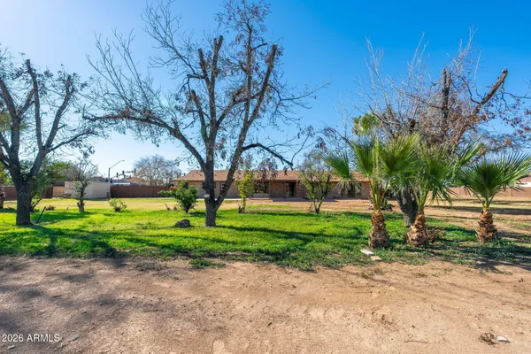 $1,300,000 | 10839 North 59th Avenue, Glendale, AZ 85302