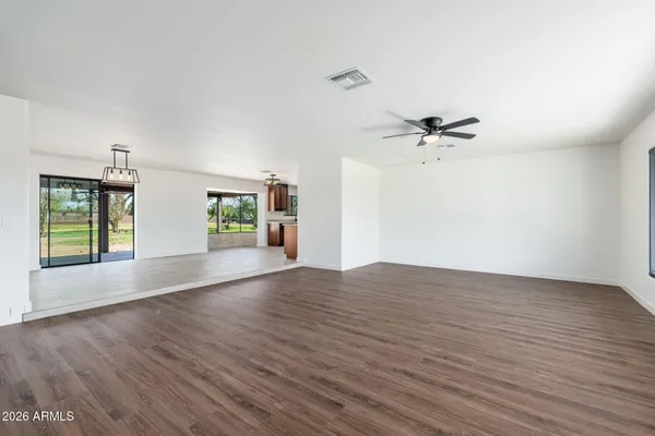 $1,300,000 | 10839 North 59th Avenue, Glendale, AZ 85302