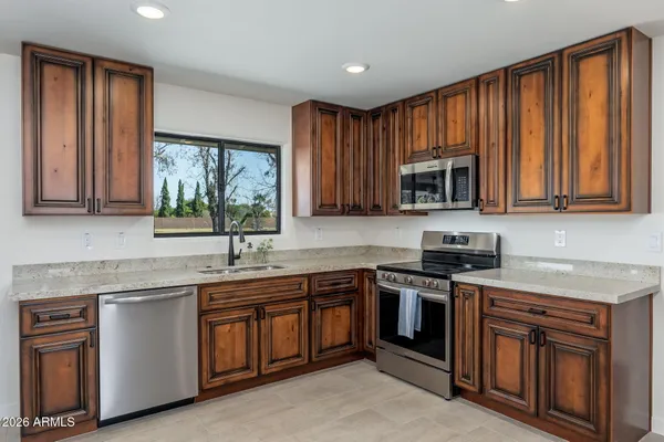 $1,300,000 | 10839 North 59th Avenue, Glendale, AZ 85302