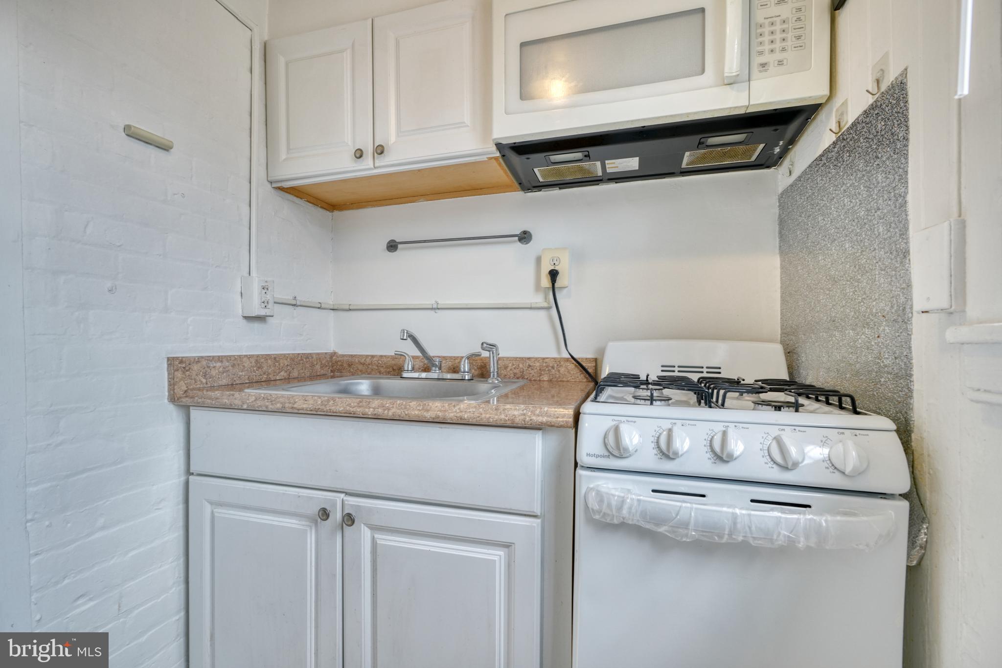 1208 North Calvert Street, Unit 3 Baltimore, MD 21202 - Photo 15 of 24