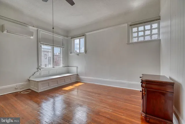 $1,000 | 1208 North Calvert Street, Unit 3, Baltimore, MD 21202