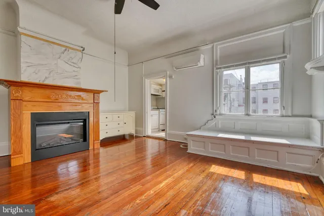 $1,000 | 1208 North Calvert Street, Unit 3, Baltimore, MD 21202