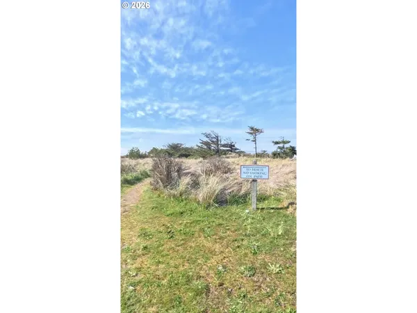 $395,000 | 29134 Ellensburg Avenue, Unit 1, Gold Beach, OR 97444