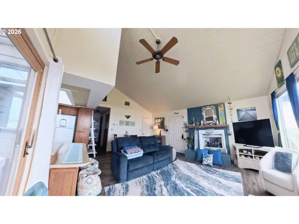 $395,000 | 29134 Ellensburg Avenue, Unit 1, Gold Beach, OR 97444