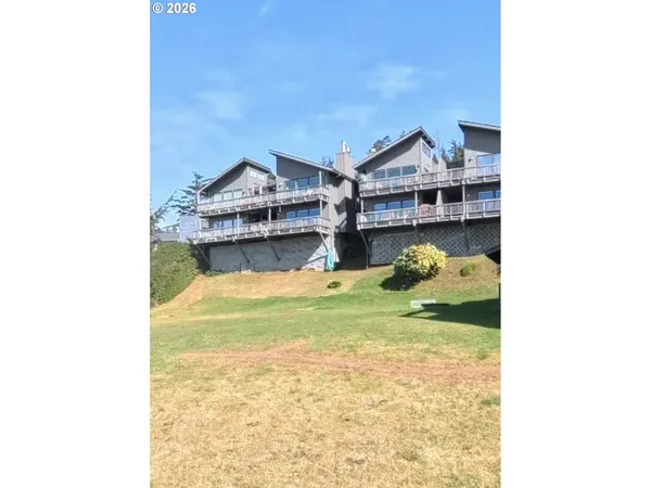 $395,000 | 29134 Ellensburg Avenue, Unit 1, Gold Beach, OR 97444