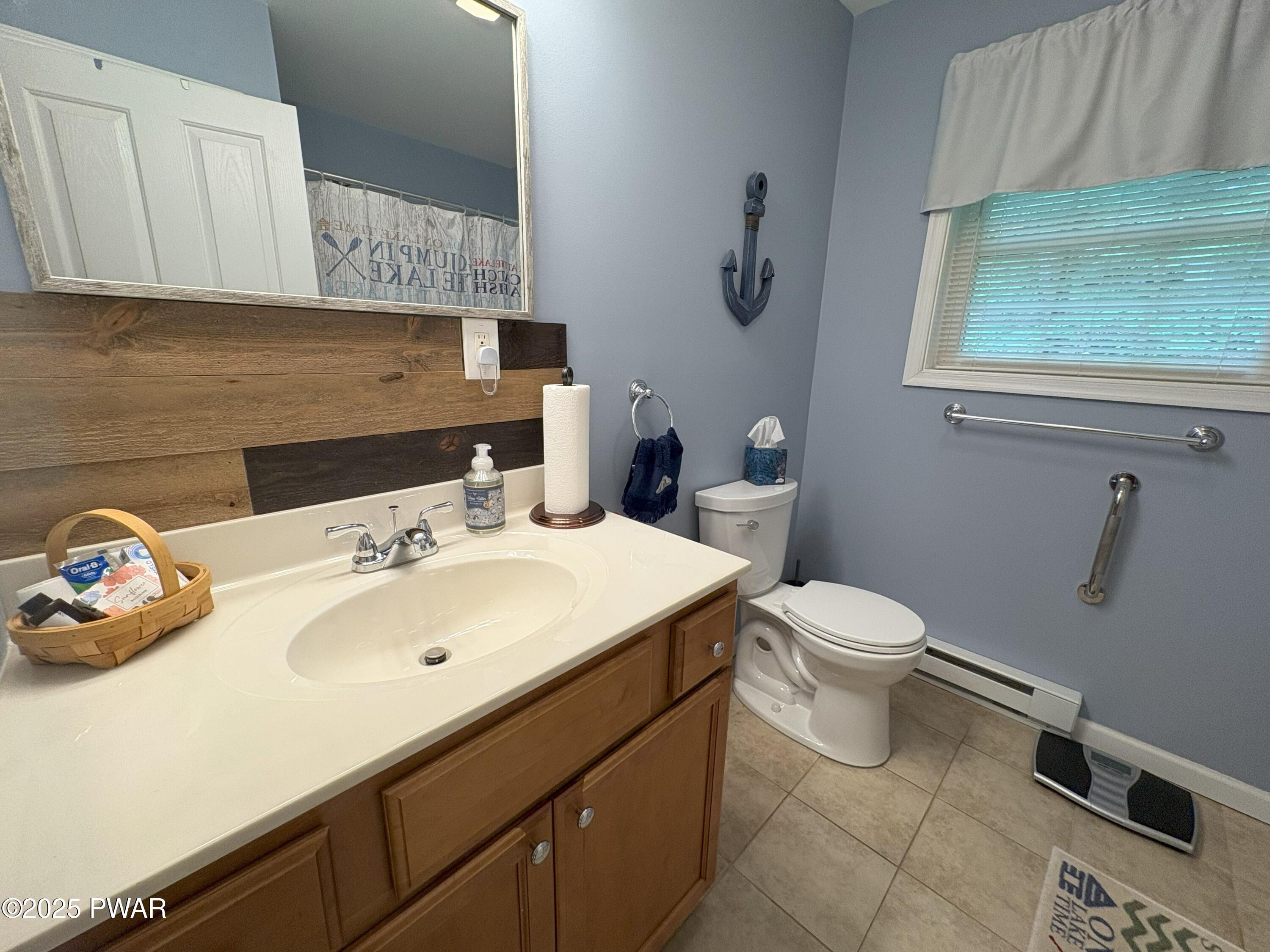 1013 Tomahawk Road Lake Ariel, PA 18436 - Photo 34 of 65 Bathroom Upper