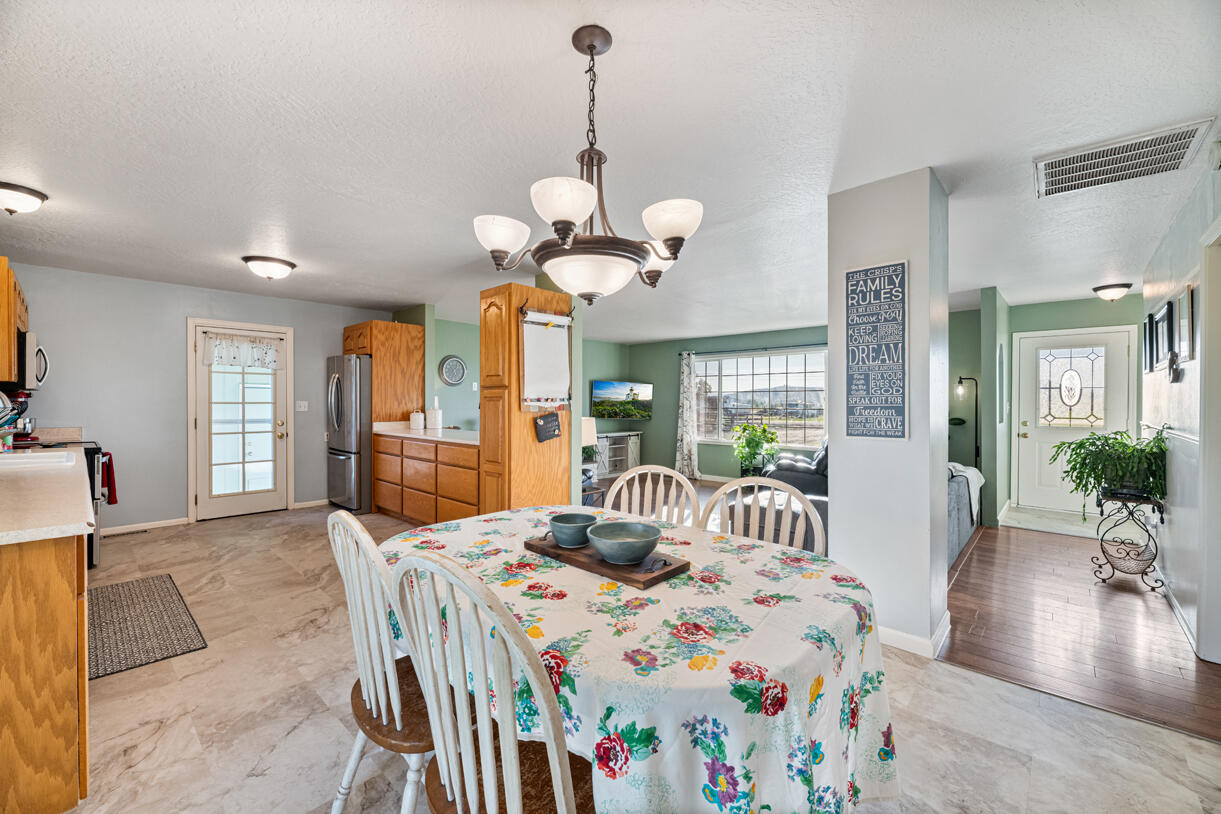 2795 Ball Road Eagle Point, OR 97524 - Photo 5 of 30 15 Northbrook Rd, Spring Valley, NY_14