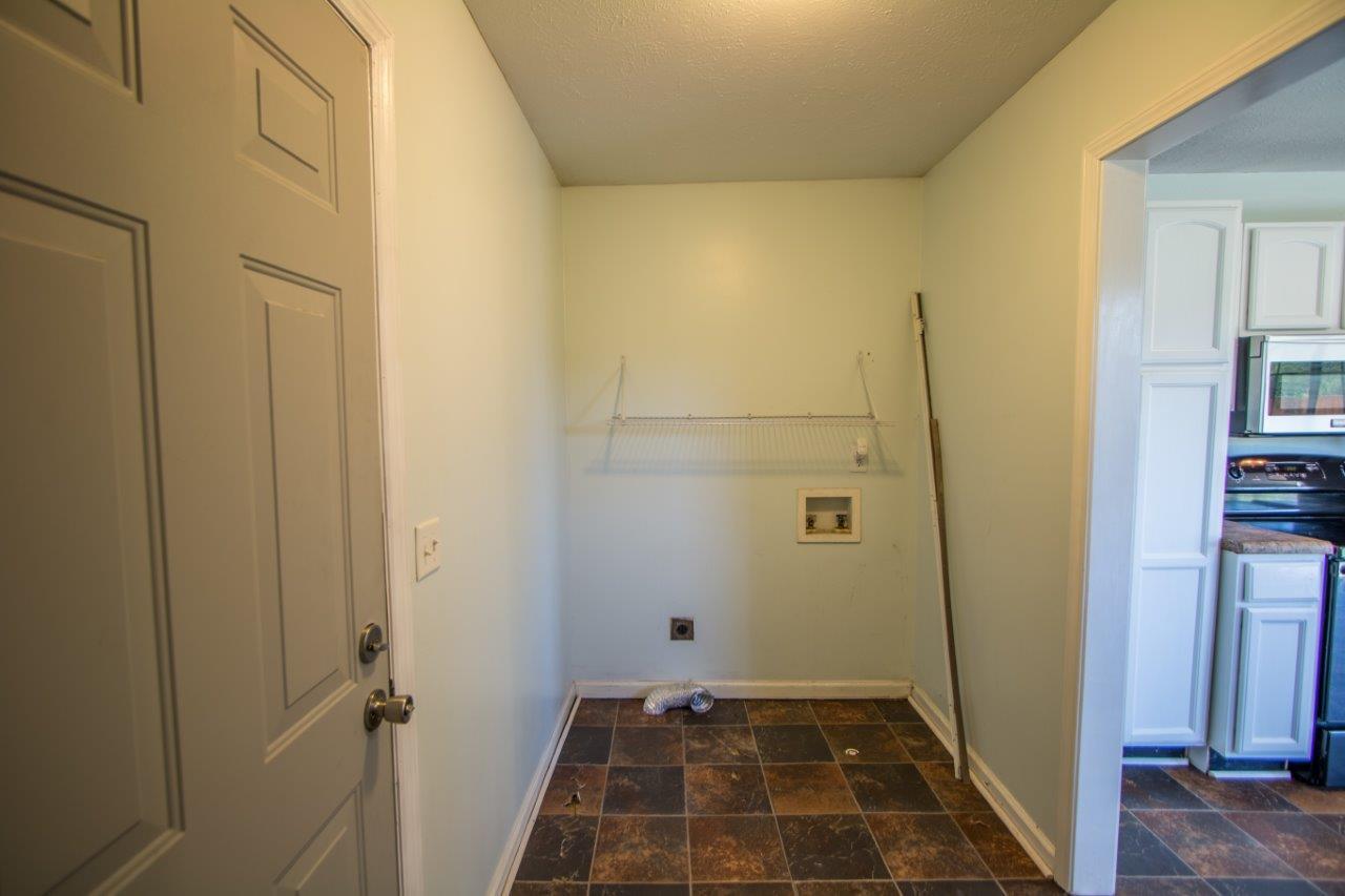 2402 Jenkins Road Chattanooga, TN 37421 - Photo 9 of 17 Jenkins Road-9