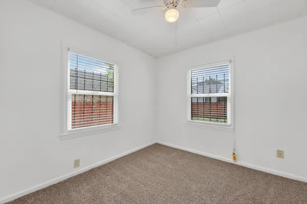 $320,000 | 3244 16th Avenue, Sacramento, CA 95820