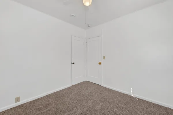 $320,000 | 3244 16th Avenue, Sacramento, CA 95820