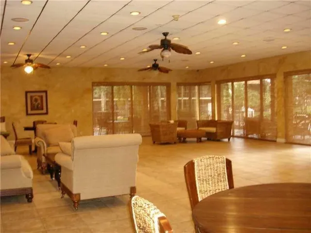 $1,870 | 1248 South Military Trail, Unit 1725, Deerfield Beach, FL 33442