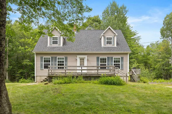 $445,000 | 39 Jades Way, Bowdoinham, ME 04008