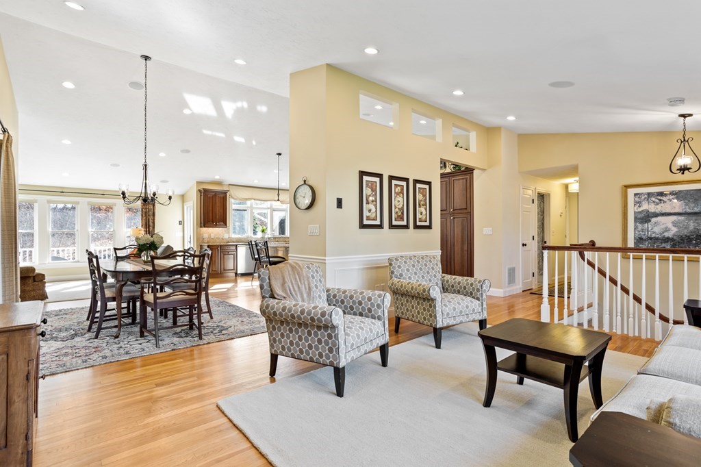 11 Rio Grande Drive Chelmsford, MA 01824 - Photo 10 of 42 Gallery Image 10