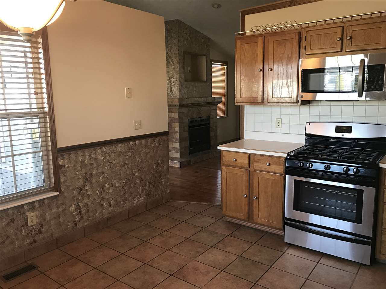 27552 Bison Ridge Elkhart, IN 46514 - Photo 3 of 18 Gallery Image 3