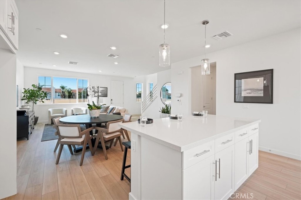 4845 Arroyo Run Moorpark, CA 93021 - Photo 11 of 33 Photos are of model match - exterior and interior finishes may vary