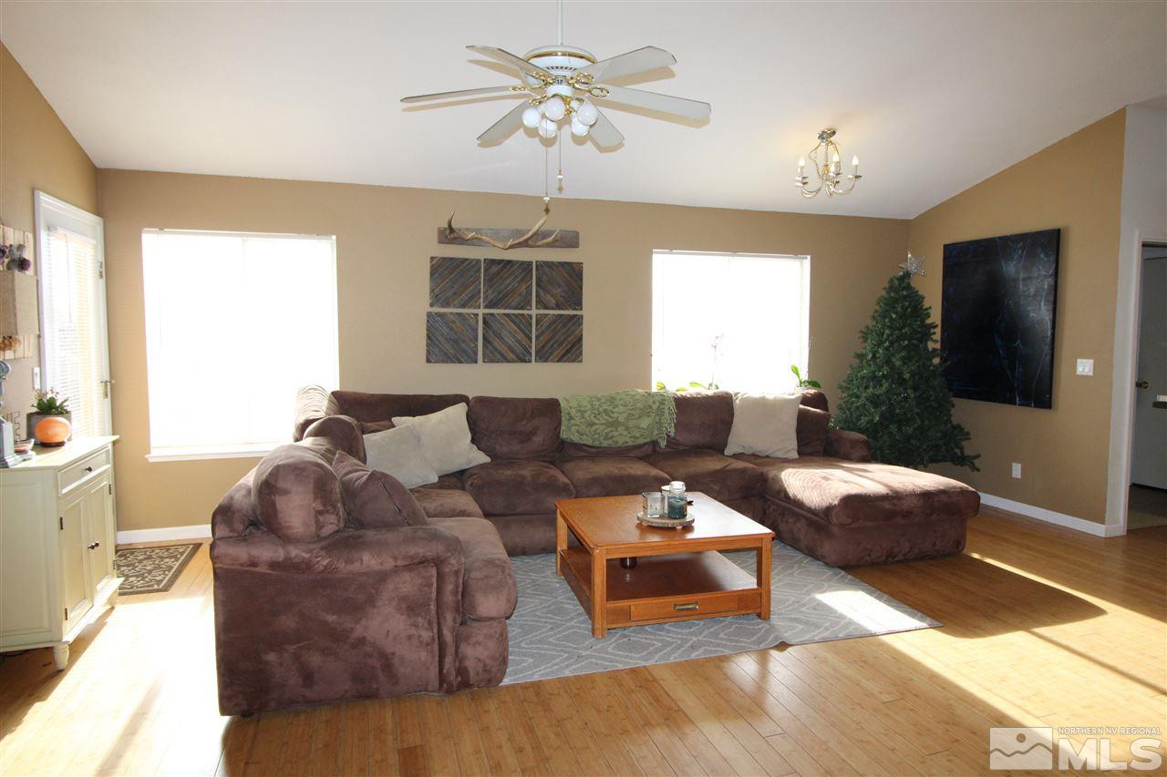 1624 Marinette Court Reno, NV 89523 - Photo 3 of 21 Photo 3