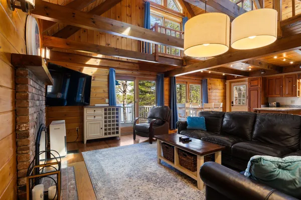 $1,350,000 | 325 Concord Lane, Wakefield, NH 03830