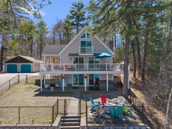 $1,350,000 | 325 Concord Lane, Wakefield, NH 03830