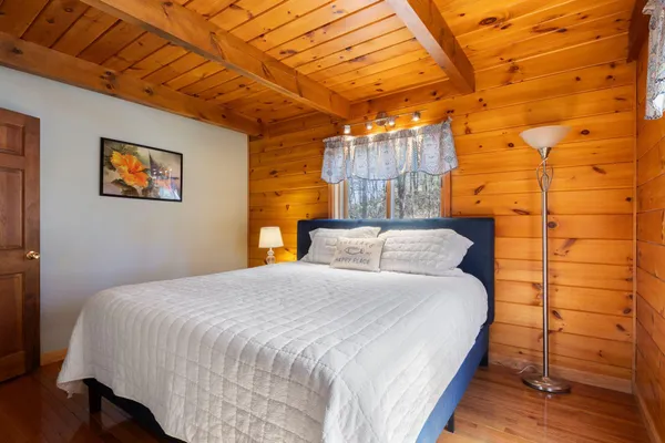 $1,350,000 | 325 Concord Lane, Wakefield, NH 03830