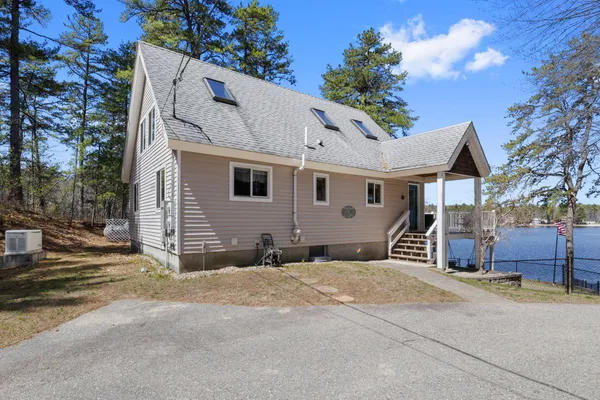 $1,350,000 | 325 Concord Lane, Wakefield, NH 03830