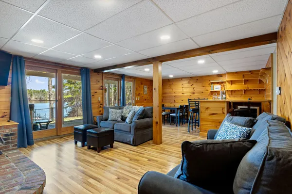 $1,350,000 | 325 Concord Lane, Wakefield, NH 03830