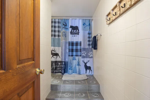 $1,350,000 | 325 Concord Lane, Wakefield, NH 03830
